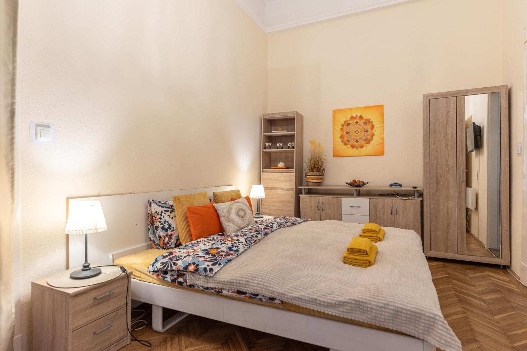Harmony & Cute - Central Apartments Будапеща Екстериор снимка