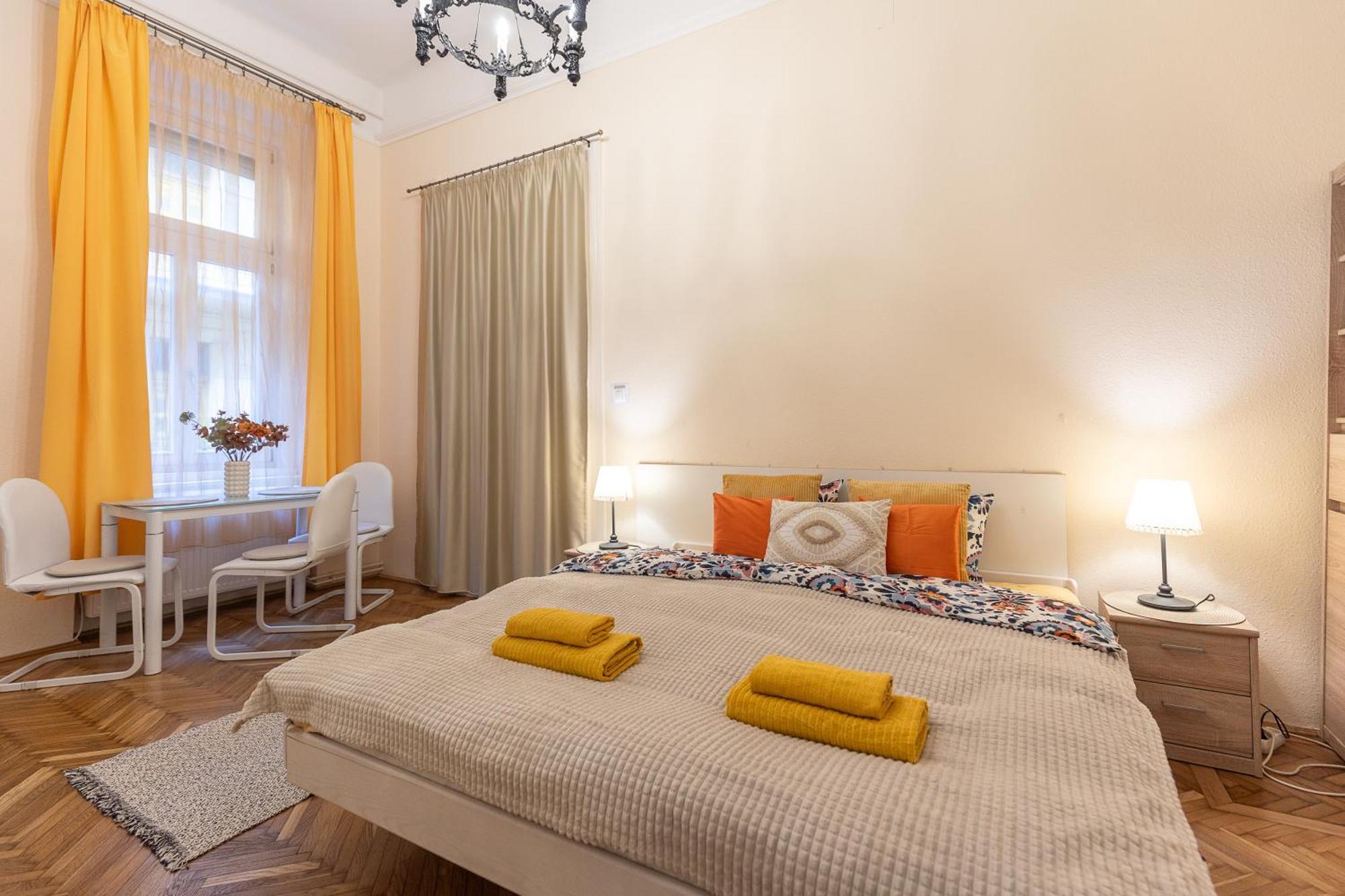 Harmony & Cute - Central Apartments Будапеща Екстериор снимка