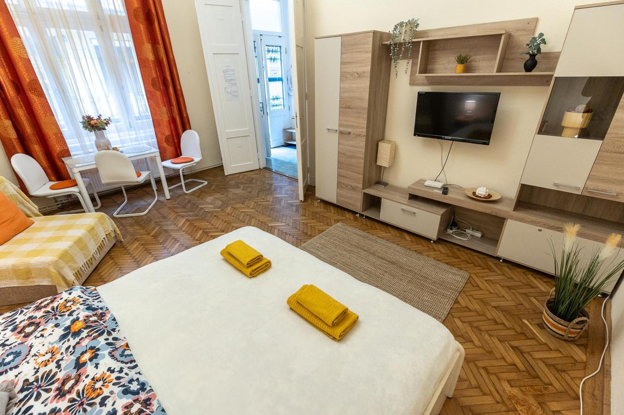 Harmony & Cute - Central Apartments Будапеща Екстериор снимка